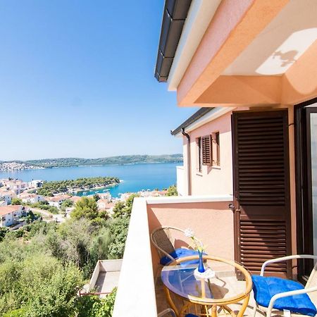 apartmani buzuk Trogir Exterior foto