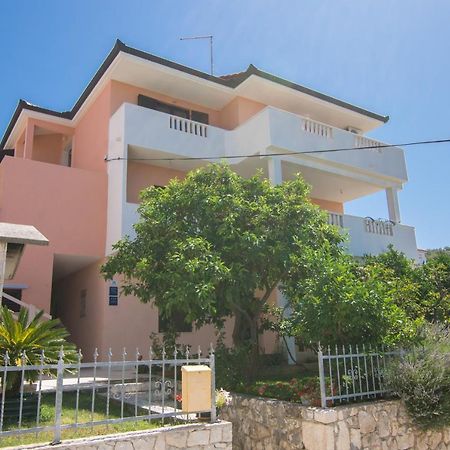 apartmani buzuk Trogir Exterior foto