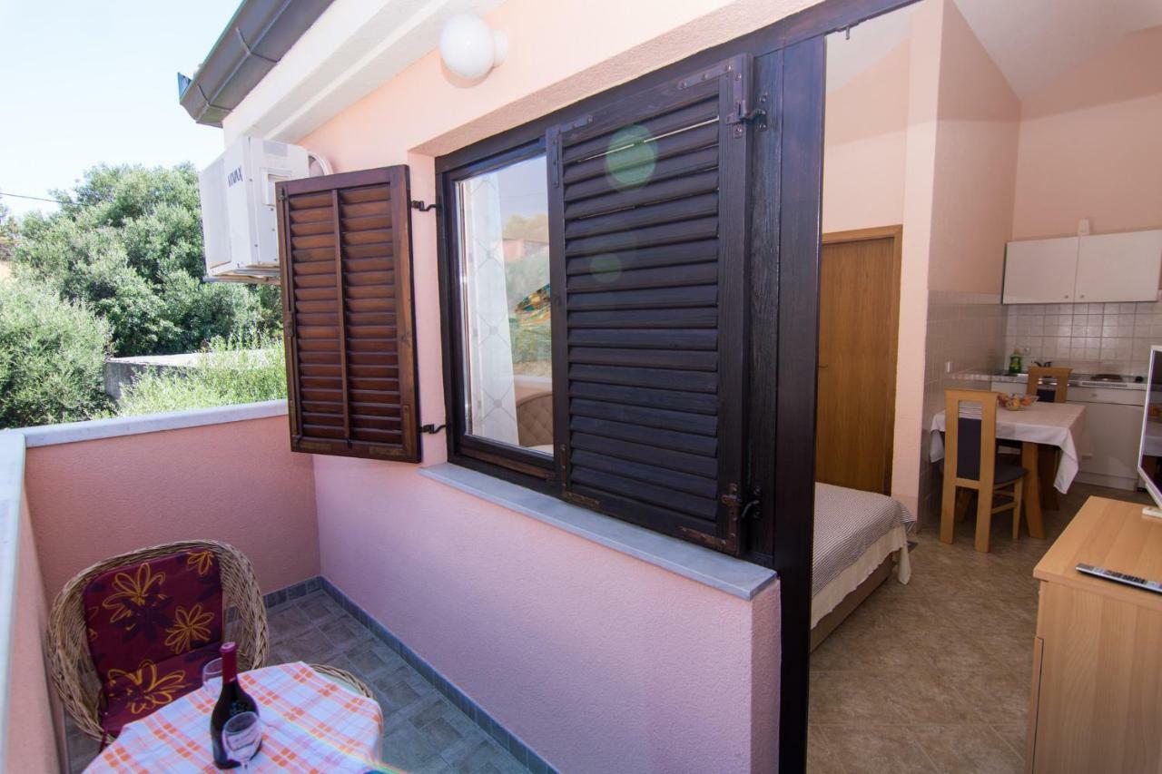apartmani buzuk Trogir Exterior foto