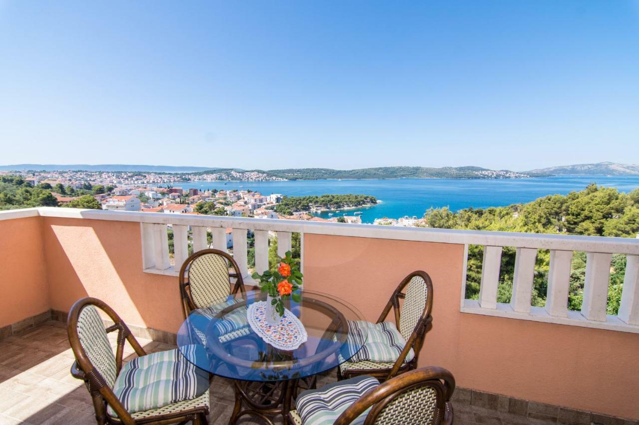 apartmani buzuk Trogir Exterior foto